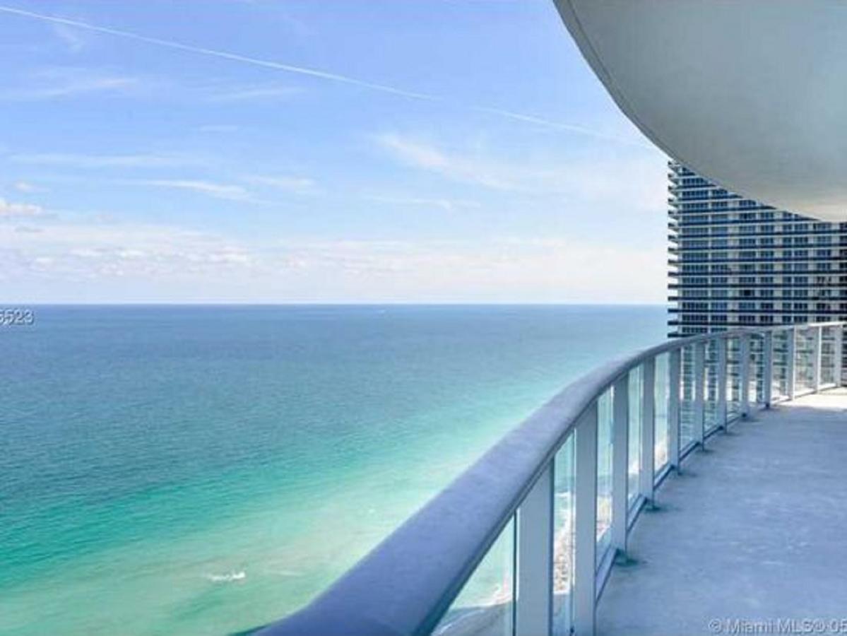 Hide Beach Residences Холивуд Екстериор снимка