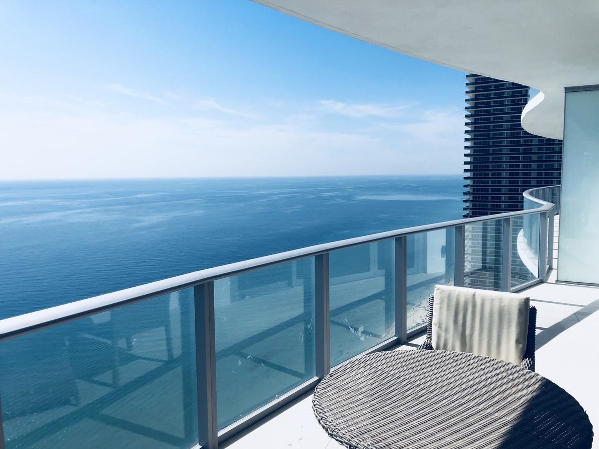 Hide Beach Residences Холивуд Екстериор снимка