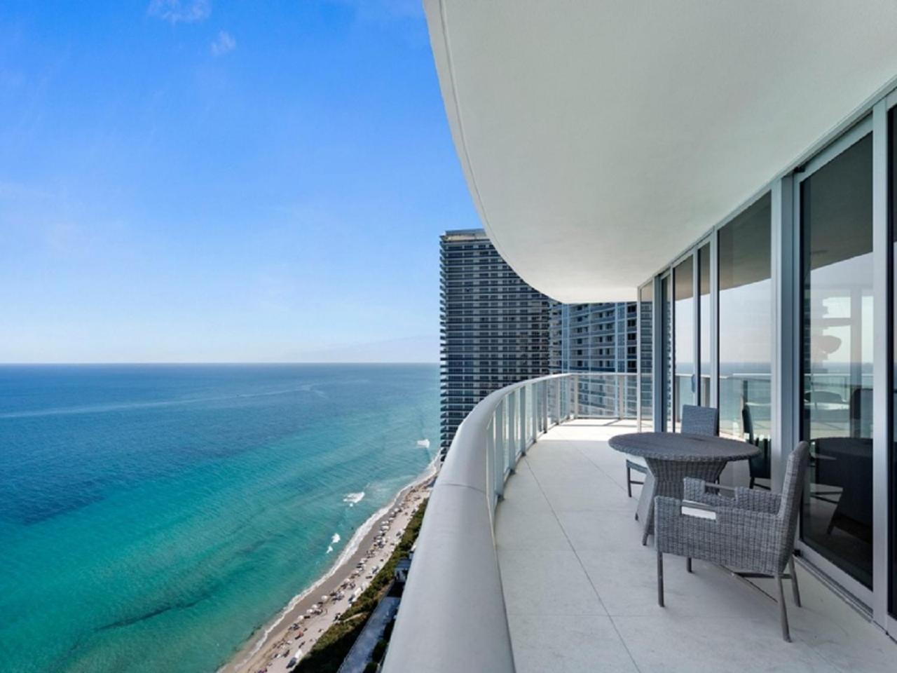 Hide Beach Residences Холивуд Екстериор снимка